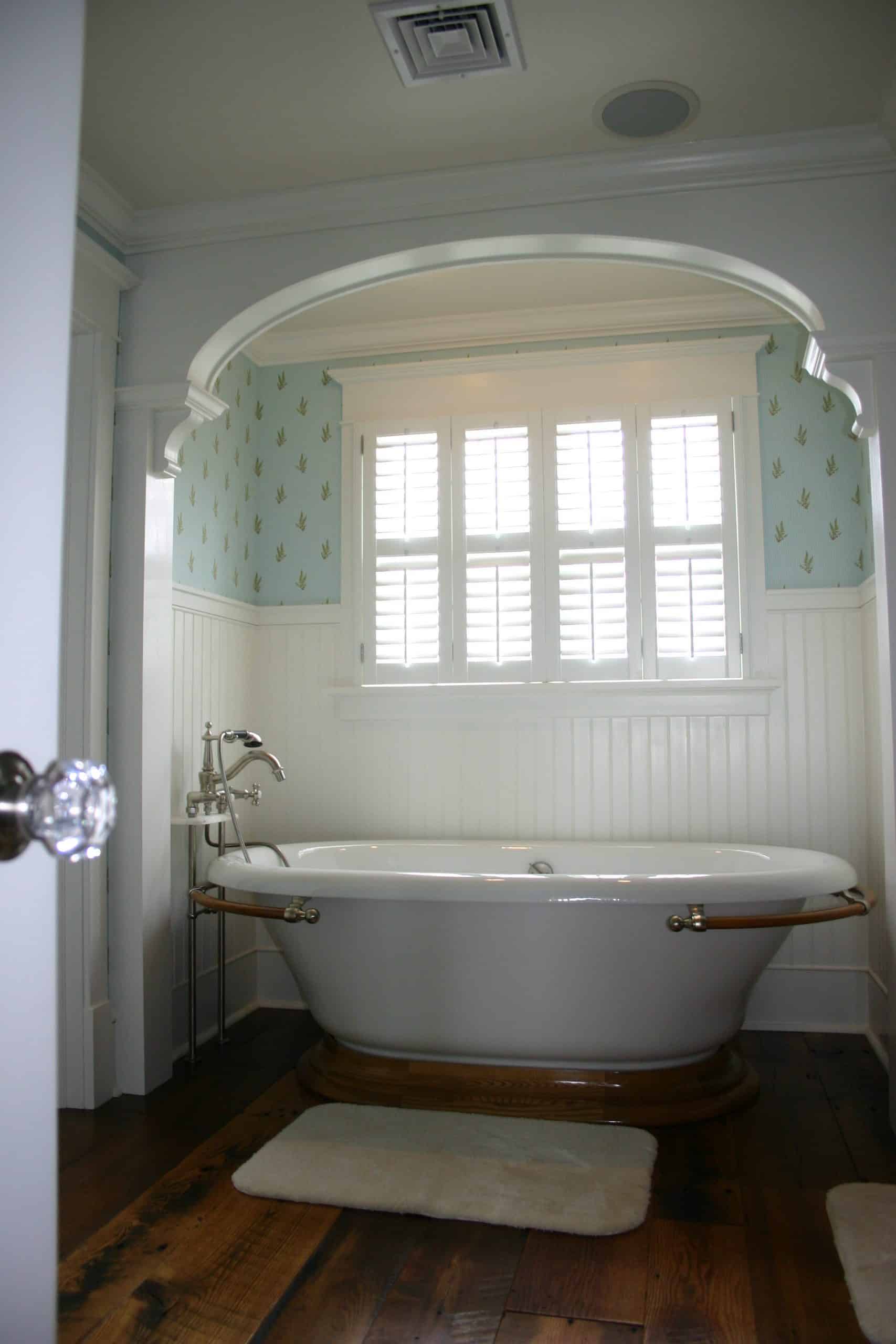 Read more about the article What To Know Before A Bathroom Remodel